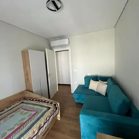 In Gjiri Lalezit, San Pietro Apartament Durrës